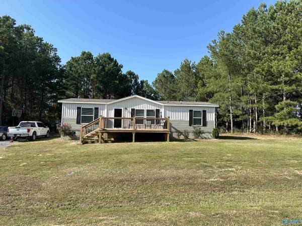 370 County Road 682,  Cedar Bluff,  AL 35959