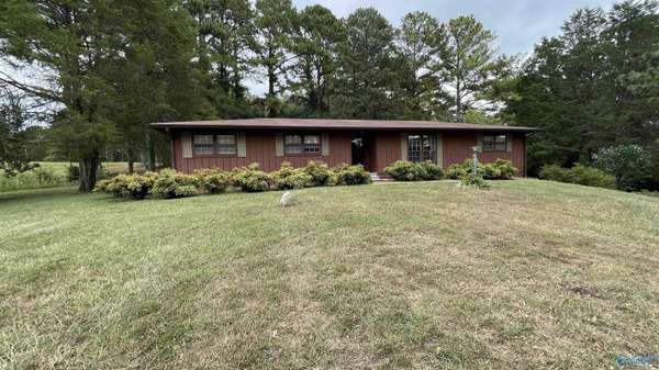 2105 County Road 102, Cedar Bluff, AL 35959