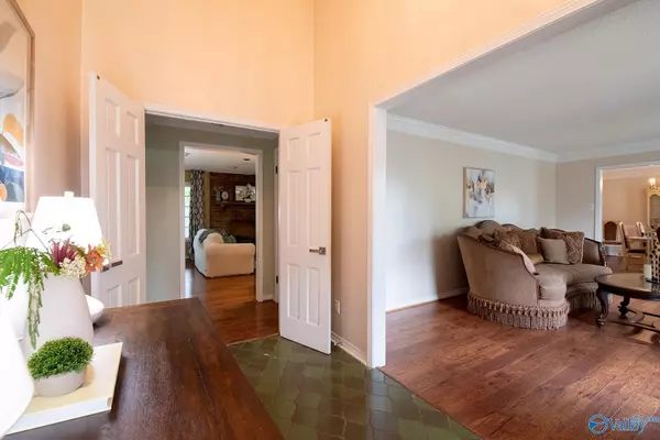 Florence, AL 35633,2702 Little John Street