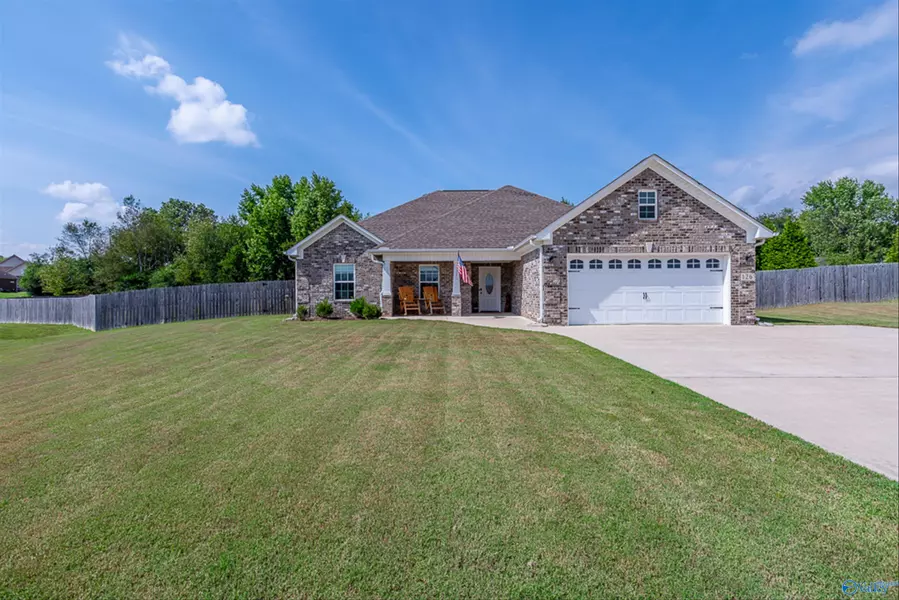 126 Azuba Court, Hazel Green, AL 35750