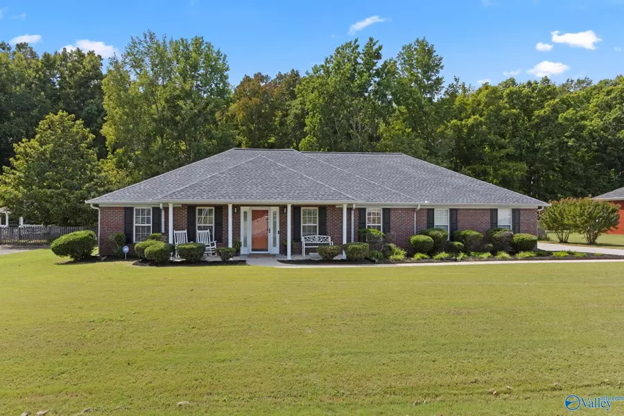 120 Edgebrook Drive, Ardmore, AL 35739