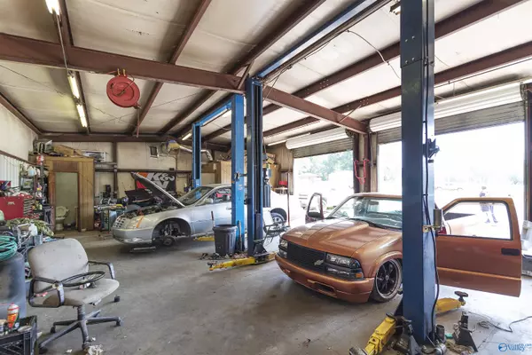 Union Grove, AL 35175,13538 Highway 231