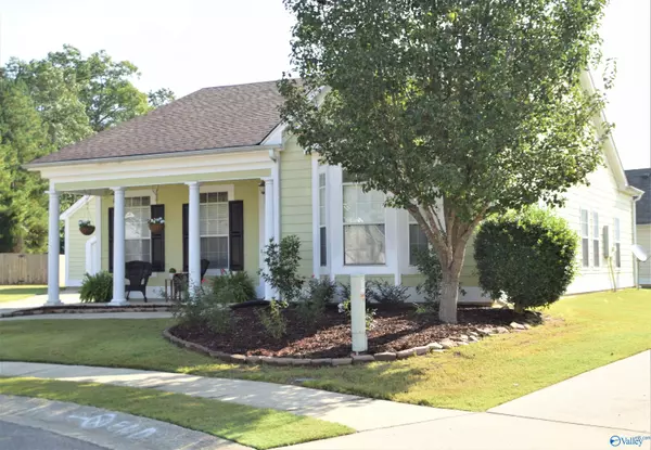 Moody, AL 35004,3022 Kelly Creek Avenue