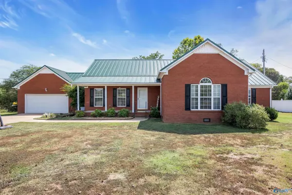 178 County Road 556, Rogersville, AL 35652