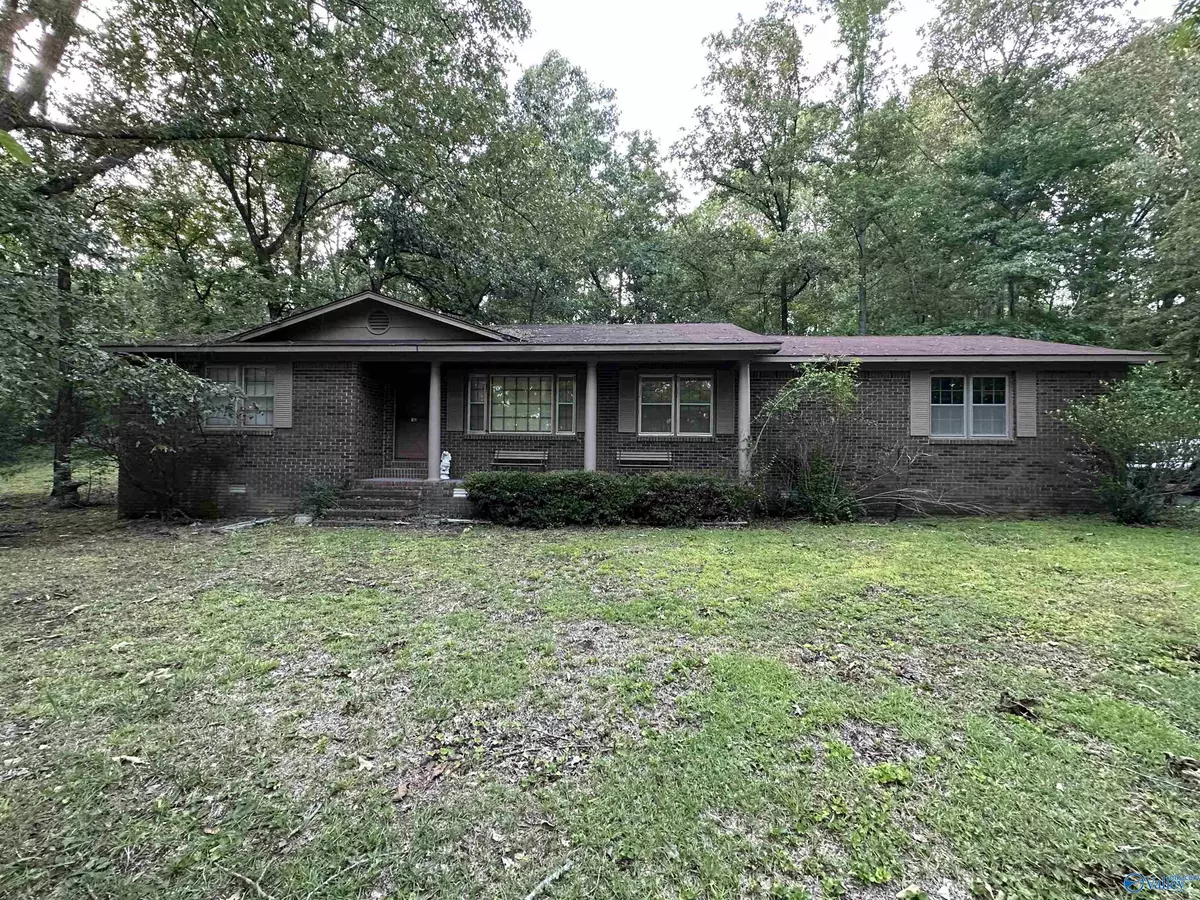 Hamilton, AL 35570,163 Dewel Drive