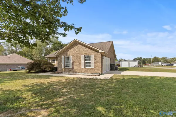Toney, AL 35773,100 Sand Pine Court
