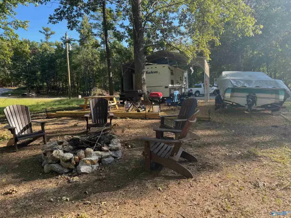 Cedar Bluff, AL 35959,7 County Road 182