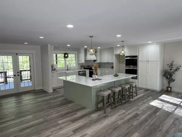 1345 Kelley Drive, Arab, AL 35016