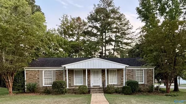 222 Cordell Street, Gadsden, AL 35901