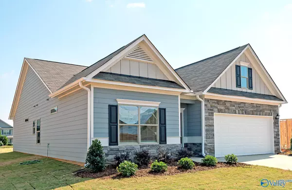 20473 Brook Valley Drive, Athens, AL 35611