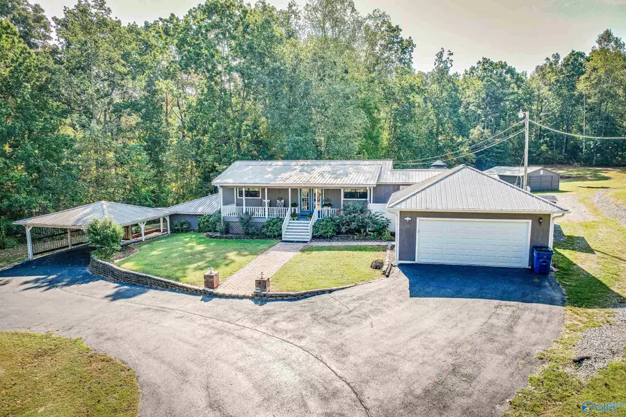 446 Waverly Hills Road, Grant, AL 35747