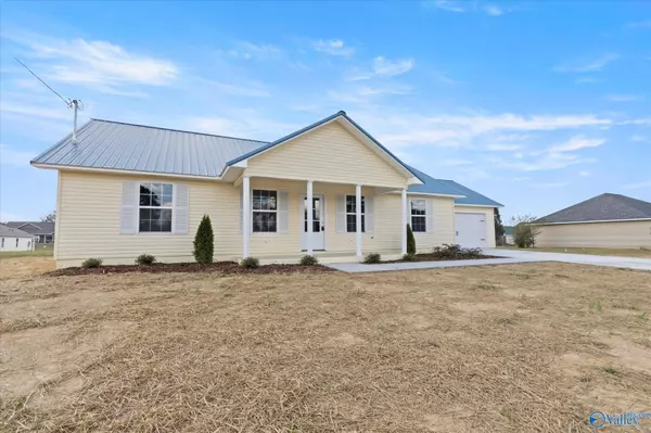 165 Carrington Lane, Albertville, AL 35950