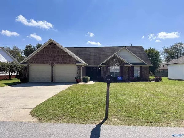 305 Lincoln Avenue, Muscle Shoals, AL 35661