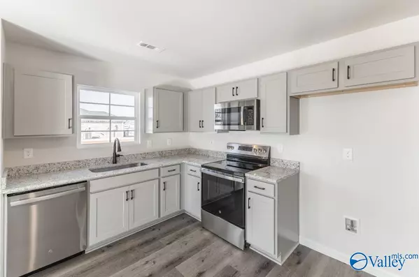 Meridianville, AL 35759,125 Domingues Avenue