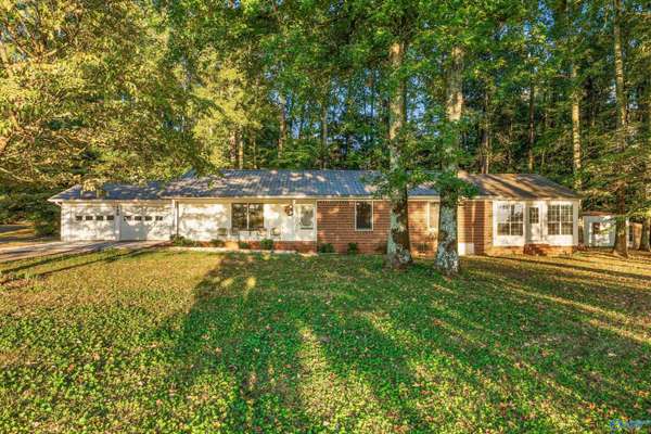 159 Leigh Ann Road, Hazel Green, AL 35750