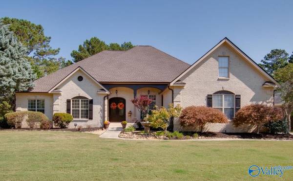 7103 Pinyon Pine Lane, Owens Cross Roads, AL 35763