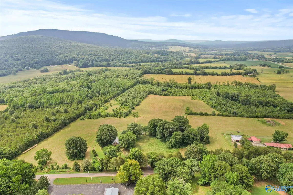 New Market, AL 35761,2155 Hurricane Road