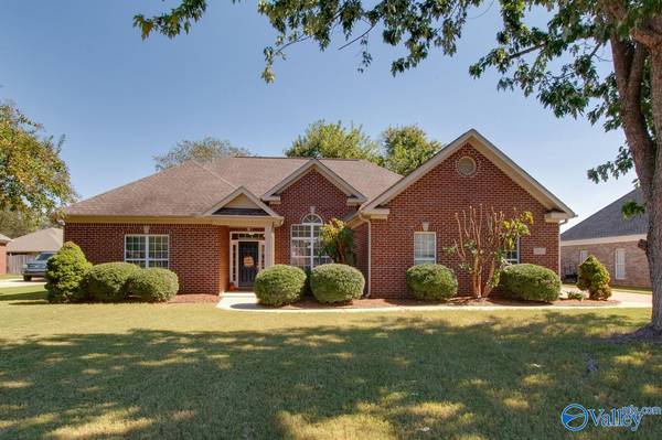 7105 Jump Street, Owens Cross Roads, AL 35763