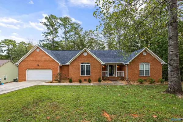 78 Bob Circle, Scottsboro, AL 35769