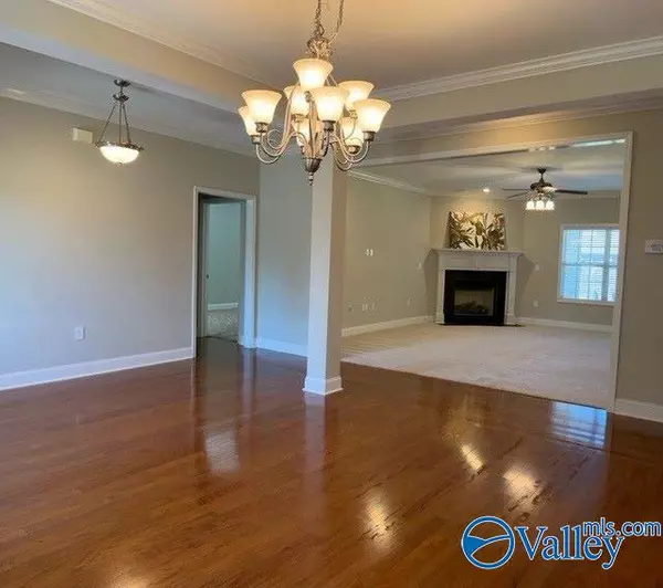 Owens Cross Roads, AL 35763,7002 Eagle Park Circle