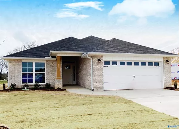 124 Sidney Ruth Drive, New Market, AL 35761