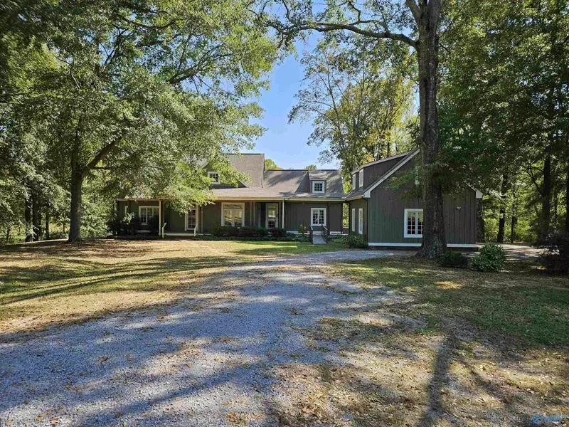 3476 Beason Cove Road, Steele, AL 35987