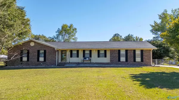 4647 Old US Hwy 278 E, Hokes Bluff, AL 35903