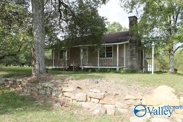 1860 County Road 85, Valley Head, AL 35989