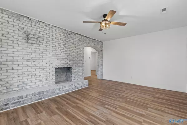 Sheffield, AL 35660,401 E 4th Street