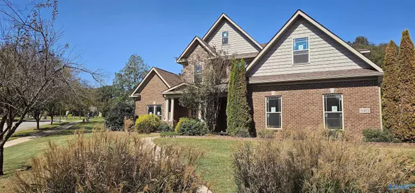 Owens Cross Roads, AL 35763,8413 Green Moss Court