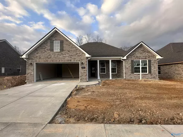 2127 Dustin Drive NE, Cullman, AL 35058