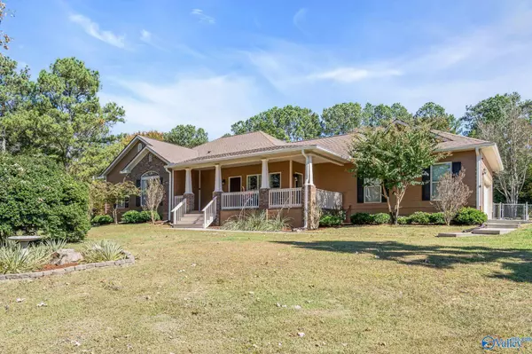 7471 Simpson Point Road, Grant, AL 35747