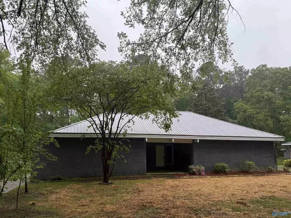 508 Mary Street, Centre, AL 35960