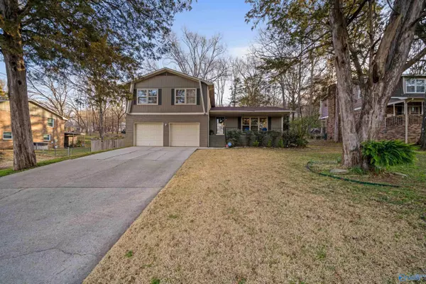 Huntsville, AL 35803,11303 Mountaincrest Drive SE