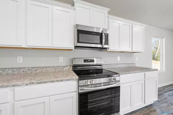 New Market, AL 35761,108 Olde Hearth Road