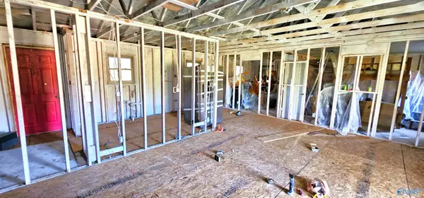 Woodville, AL 35776,3854 County Road 8