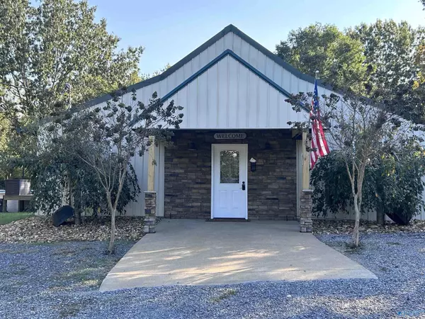 Cedar Bluff, AL 35959,1020 County Road 92