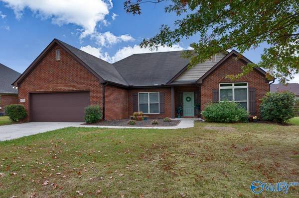 6721 SE Zach Lane, Owens Cross Roads, AL 35763