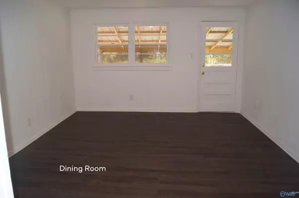 Gadsden, AL 35901,1544 Hooks Lake Road