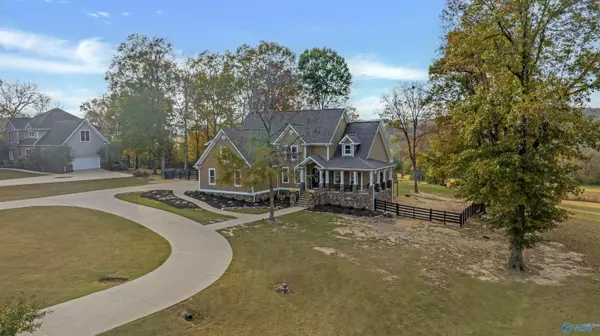281 County Road 1026, Valley Head, AL 35989