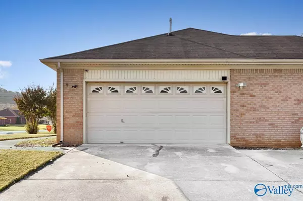 Huntsville, AL 35810,101 Calstock Court