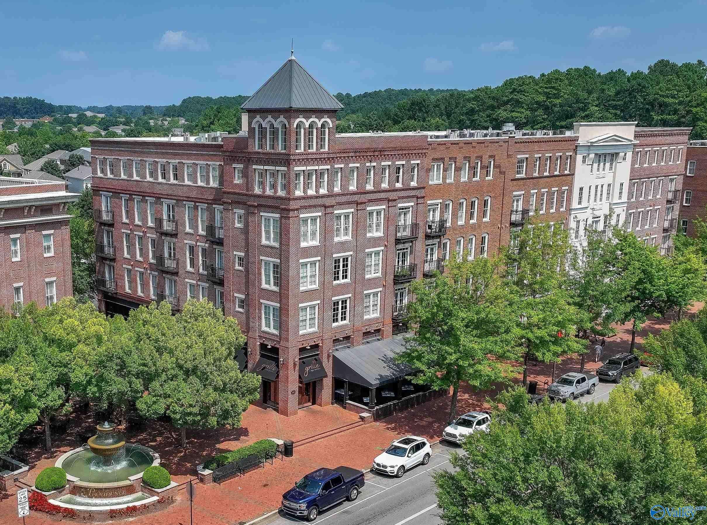 445 Providence Main Street #409, Huntsville, AL 35806