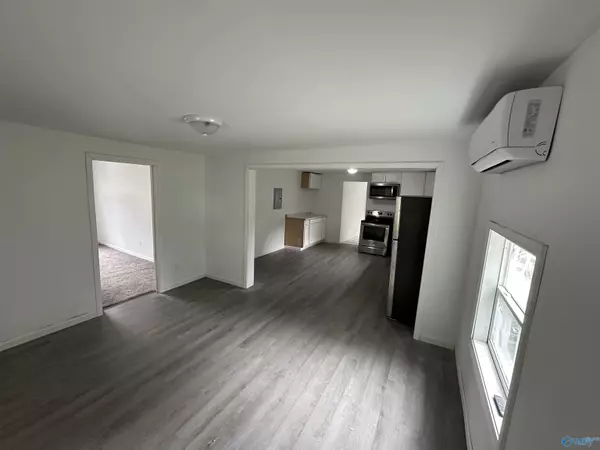 Gadsden, AL 35901,906 N 8th Street