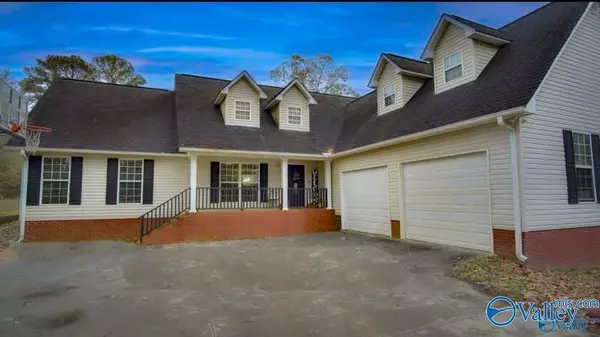 412 Nancy Drive, Albertville, AL 35951