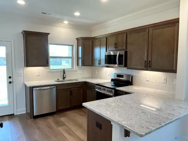 Toney, AL 35773,28438 Molly Bee Lane