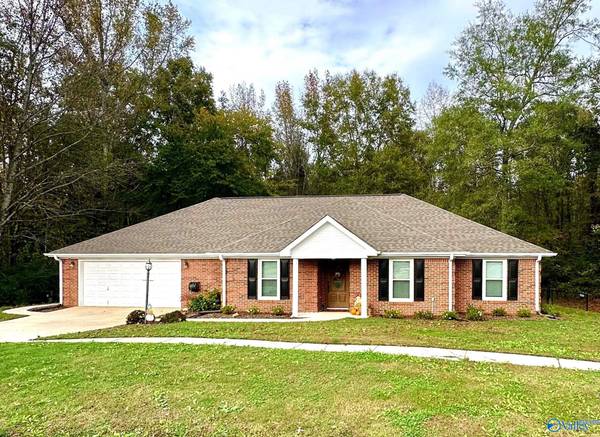 301 Early Harvest Court, Harvest, AL 35749