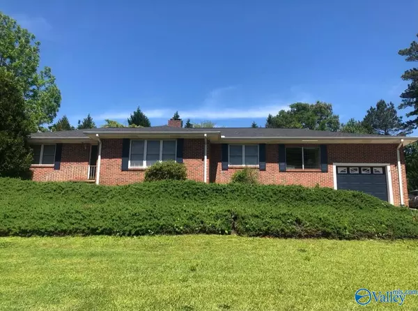 618 Tabor Road, Gadsden, AL 35904