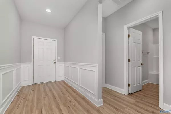 Toney, AL 35773,303 Cherokee Glen Avenue