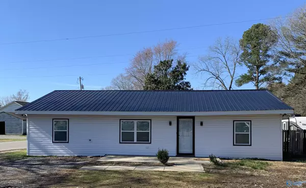 1401 Sparkman Street, Hartselle, AL 35640