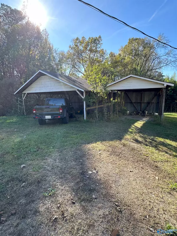 Cordova, AL 35550,286 Mary Austin Road